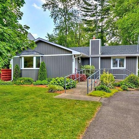 Maple Tree Cottage License # 058-2022 Niagara-on-the-Lake Exterior foto